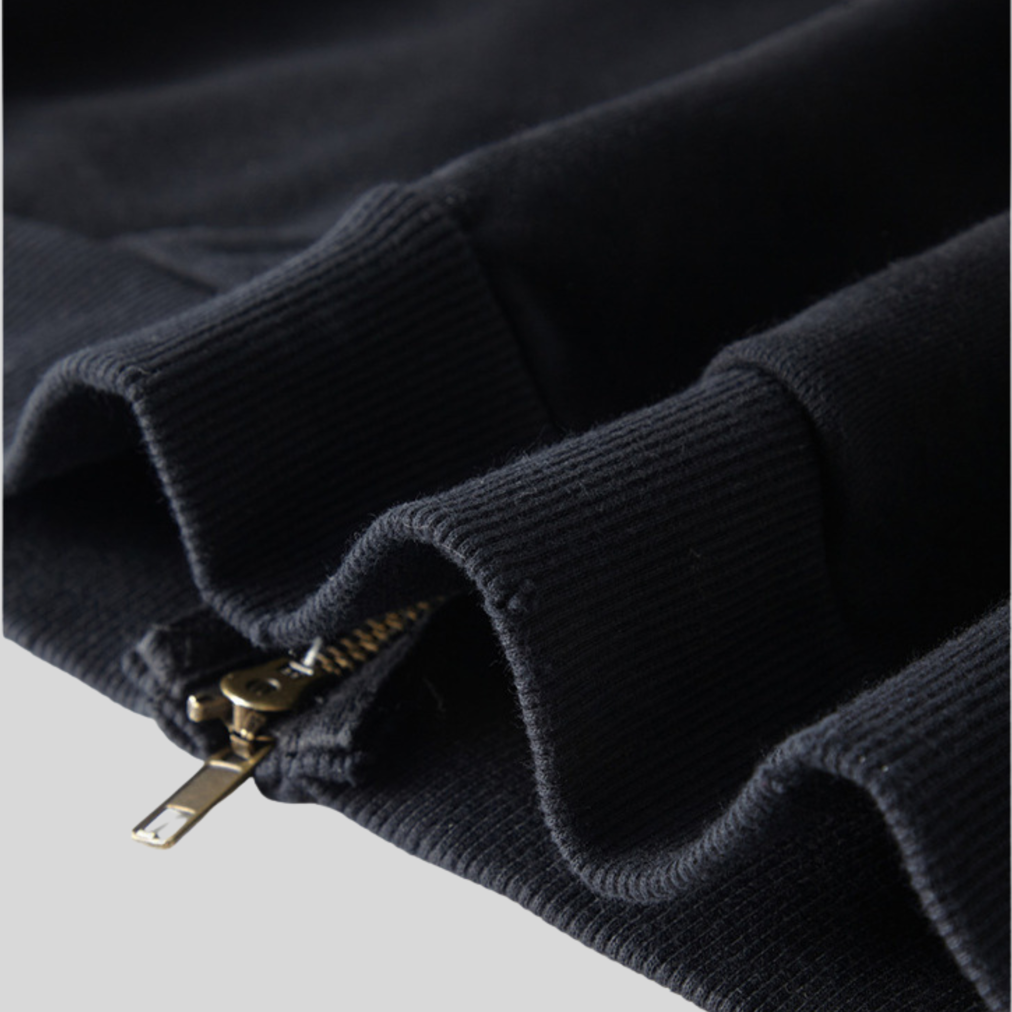 Pull-Zip Hooded