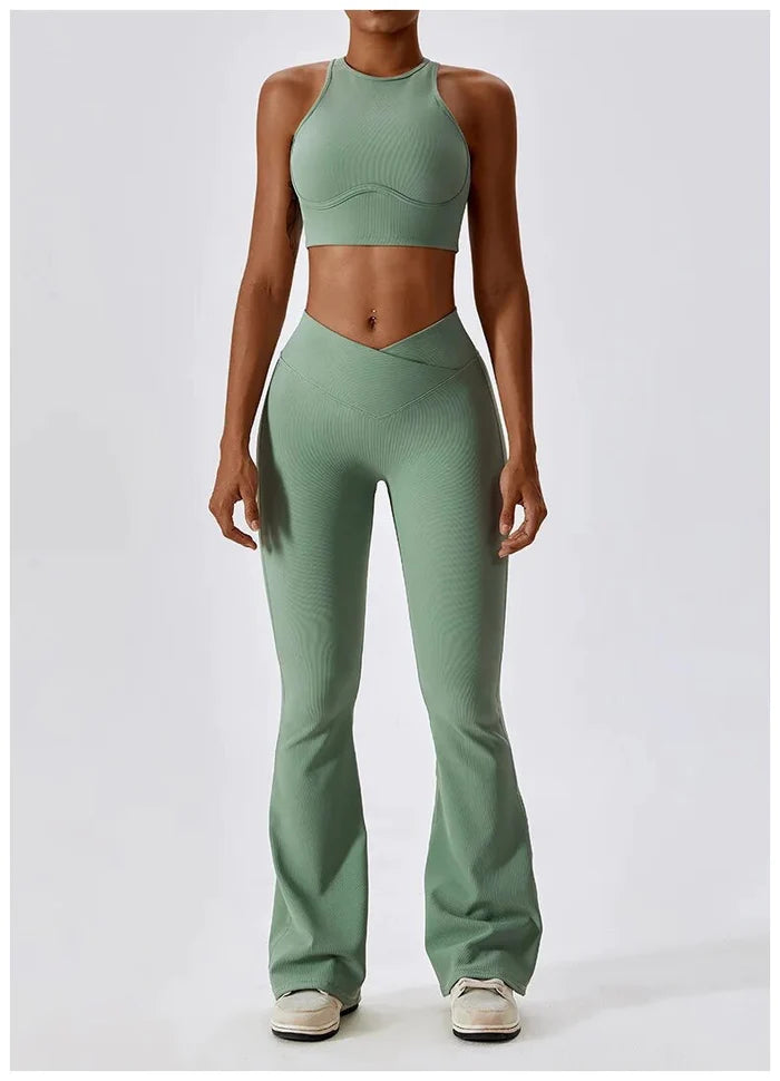 Soutien-gorge de sport push-up et pantalon évasé taille V